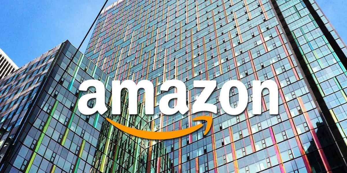 Amazon is offering job opportunity as Cloud Support Associate (DBs)